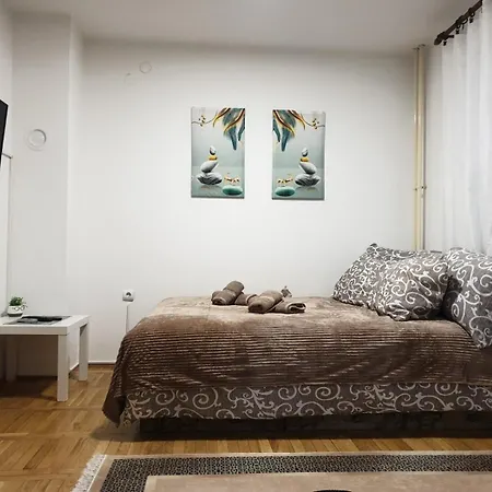 Dreams Apartment *
